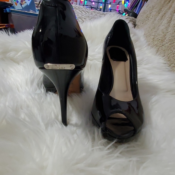 CHRISTIAN DIORBlack Patent Leather Miss Dior - Picture 4 of 7